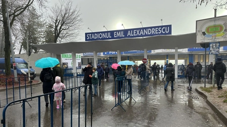 Ronaldinho a fost așteptat cu fanfara la stadion! Brazilianul a petrecut aseară la hotel, iar astăzi la 16:00 a intrat în teren