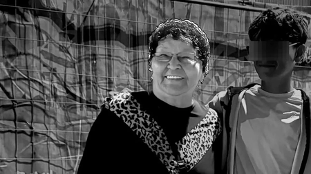 Este doliu! A murit bunicuța care a devenit virală după ce și-a însoțit nepotul la festival