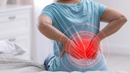 Care este diferența dintre discopatia lombară și hernia de disc? Iată care este tratamentul celor două afecțiuni!