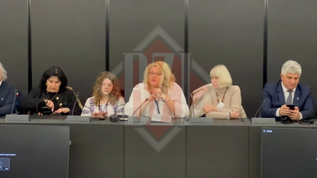 Dezbatere intitulată 