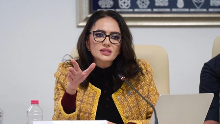 Deputatul AUR, Laura Gherasim, în prim-plan la conferința „Geopolitics and Diplomacy: Romania and the Arab World”