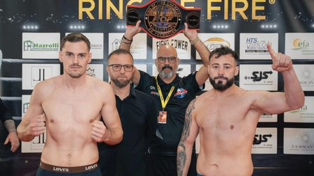 Momente controversate la o gală de lupte din Germania! Un sportiv din Iași și-a pus adversarul la podea de mai multe ori, însă, la final, a pierdut meciul: „Trebuia să îl bag în spital ca să câștig”