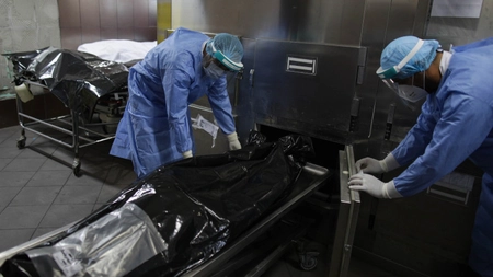 O femeie din Sibiu a fost chemată să ridice trupul fiului de la morgă, după 10 luni