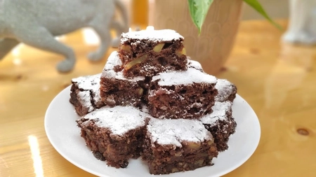 Negresă cu mere – Rețetă simplă și delicioasă, ideală pentru orice ocazie