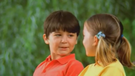 Îl mai ții minte pe Noni Ene, băiețelul din reclama la brânză topită? Cum arată la 33 de ani și ce face acum