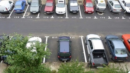 Primăria Iași închiriază zeci de locuri de parcare! Doar aceste persoane pot depune dosarele pentru a participa la licitație