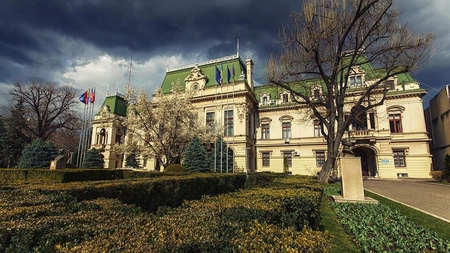 Primăria Iași scoate la vânzare trei terenuri din municipiu! Decizia a fost aprobată în Consiliul Local