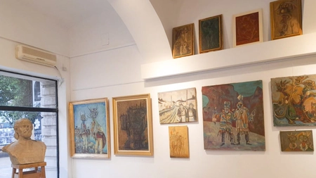 Expoziție retrospectivă dedicată lui Gheorghe Brădățanu, la Galeria de Artă „Octav Băncilă”. Vizitatorii pot admira lucrări de pictură și ceramică