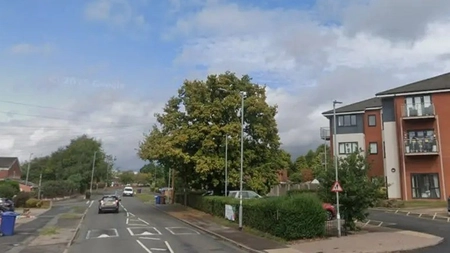 Un bărbat de 40 de ani a fost găsit fără suflare în fața casei! Momentan nu se cunoaște cauza decesului