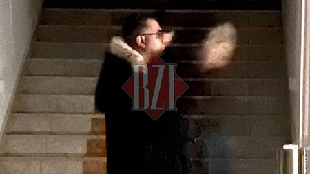 Imagini exclusive surprinse în această seară la Iași. Avocatul Sebastian Felecanu a fost ridicat de acasă de mascați și dus cu duba în arestul IPJ!