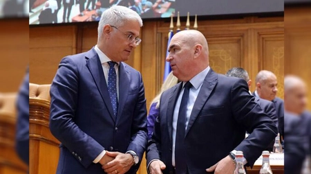 Premierul Ilie Bolojan și ministrul Investițiilor și Proiectelor Europene, Dragoș Pîslaru, trebuie să își dea demisia! Aceștia participă la un furt uriaș