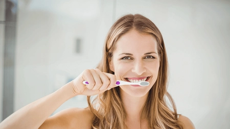 În cât timp se încarcă o periuță electrică? Iată tot ce trebuie să știi despre acest dispozitiv