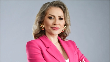 Mirela Vaida și-a luat fanii prin surprindere! De ce a împodobit patru brazi în casă