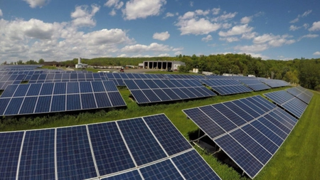 Iașul are 8 parcuri eoliene și alte 18 fotovoltaice. Mai multe proiecte depuse la Direcția Județeană de Mediu așteaptă avizele autorităților