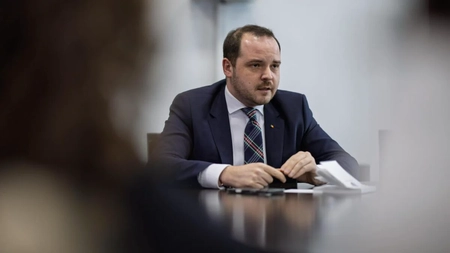 Alexandru Rogobete propune gărzi de 12 ore și tarif fix pentru medici! Măsurile au scopul de a corecta inechitățile