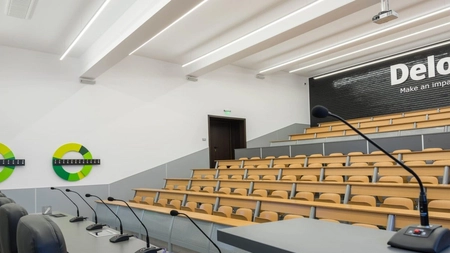 Ce trebuie să știi despre Facultatea de Cibernetică, Statistică și Informatică Economică. Află ce programe se studiază și ce presupun