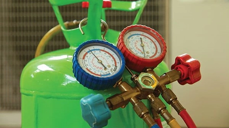 De ce este potrivit să pui freon R32 la aparatele de răcire? Iată ce trebuie să știi despre eficiența acestuia