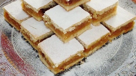 Idei delicioase de rețete cu foi de plăcintă cumpărate. Un mic ajutor în bucătărie!