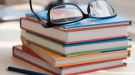 Ora de gramatică! Copiilor sau copiiilor? Care este forma corectă?