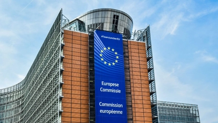 Strategia UE 2026 anti-sărăcie: Proiect ambițios, dar cine plătește pentru integrarea migranților?