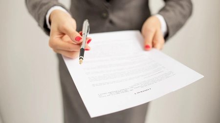 Asigurarea opțională la sănătate pentru persoanele fără venituri fiscalizate în 2026! Cum se plătește și cum se completează declarația unică