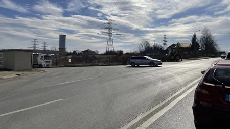 Încep lucrările la noul sens giratoriu din CUG! Primarul Mihai Chirica a semnat autorizația de construire