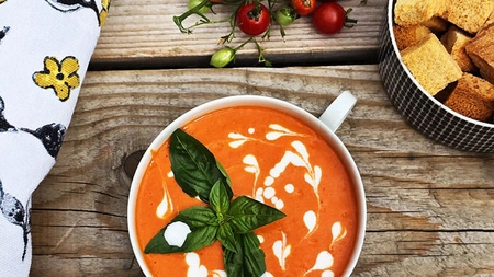 Cea mai bună supă cremă de roșii coapte. Iată cum poți obține un preparat gustos în câțiva pași simpli!