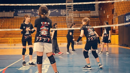 Cupa Unirii la volei aduce sute de copii pe teren, la Miroslava