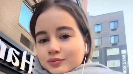 Ce studiază Irina Columbeanu în New York? Începe ziua la ora 8:00 și se culcă la 1:00!