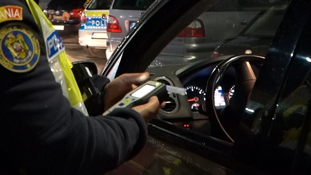 Un șofer de 25 de ani din Holboca a fost prins beat la volan. Iată ce alcoolemie a indicat aparatul alcooltest