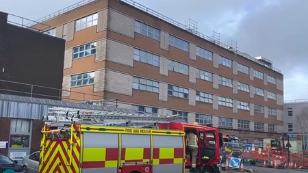 Incendiu major la Spitalul Universitar Southampton: 200 de pacienți evacuați și stare de alertă în Anglia