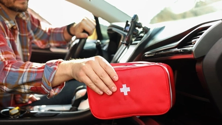 Ce trebuie să conțină trusa medicală auto? Iată se sancțiuni primesc soferii dacă aceasta nu este conformă!