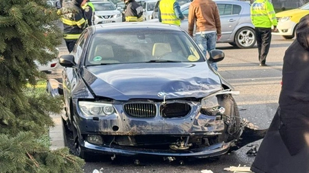 După ce a băut whisky, un bărbat s-a urcat la volanul unui BMW și a provocat un accident rutier în zona Copou. A încercat să-i mintă pe polițiști