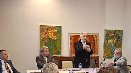 Universitarul Adrian Severin, lansare de carte specială la Timișoara