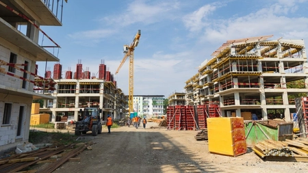 O singură ofertă a atras licitația pentru lucrările de sistematizare a blocurilor din Grădinari! Firma din Iași ar putea semna contractul de peste 7 milioane de lei