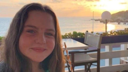 Sfârșit tragic pentru o fetiță de 14 ani! Se plângea de dureri de stomac, dar ascundea o boală gravă! 