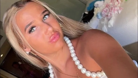 Crimă șocantă printre adolescenți! O tânără a fost înjunghiată și lăsată să moară pe stradă! Conflictul a pornit de la un băiat! 