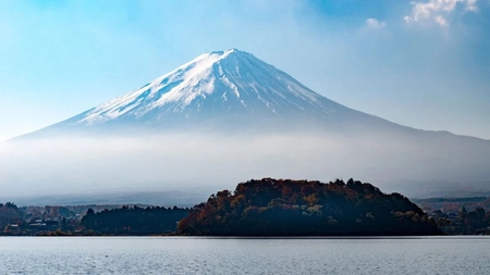 Muntele Fuji. Iată ce trebuie să știi despre cel mai înalt vârf al Japoniei, simbol sacru admirat în întreaga lume