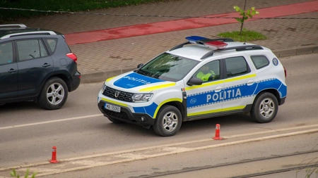 Polițistul rutier poate dispune imobilizarea unui vehicul atunci când întâlnește aceste situații! Iată ce trebuie să cunoască șoferii!