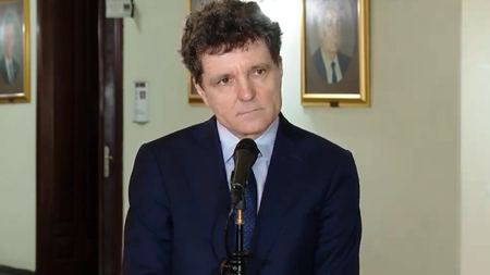 Tensiuni explozive pe scena politică! PSD decide soarta lui Ilie Bolojan, Nicușor Dan anunță haos politic