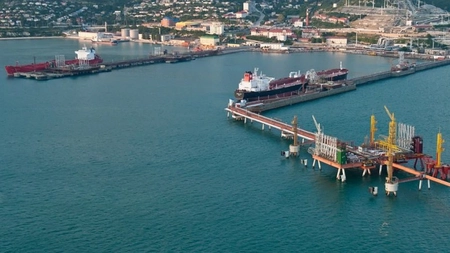 Lovitură asupra rutei petroliere spre România. Terminalul din Novorossiisk, avariat de drone ucrainene