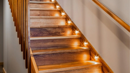 De ce să alegi niște scări interioare din lemn? Iată cât de rezistente sunt, dar și cum le poți întreține!