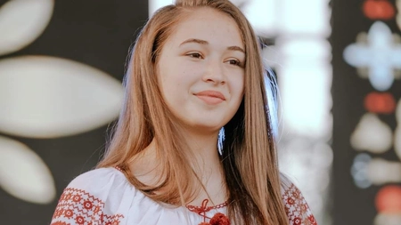 Bunicul Andreei Micu, devastat de durere după ce nepoata lui de 17 ani a făcut AVC! Acesta a transmis un mesaj cutremurător: ,,Puiul lui tătăițu, vin și eu!”