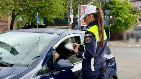 Amenzi și permise suspendate după o razie rutieră în Iași. Șoferii care au blocat intersecțiile, luați în vizor de polițiști