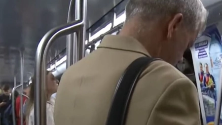 Milionarul român care merge cu metroul, avertizat de un celebru afacerist