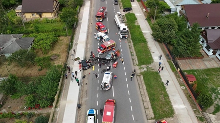 Accident grav la Budăi. Două persoane au rămas încarcerate după impactul dintre două autoturisme - UPDATE