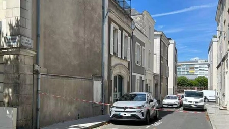 Român de 55 de ani, găsit mort într-un apartament din Franța! Doi conaționali l-au înjunghiat și au dispărut după tragedie! 
