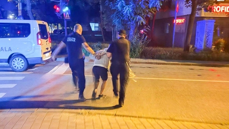 Un bărbat din Iași a furat un motoscuter direct de pe stradă, în fața proprietarului! Suspectul a fost prins de polițiști în aceeași seară