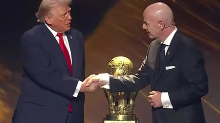 Președintele FIFA recunoaște că Donald Trump l-a sunat direct și i-a cerut să anuleze cartonașul roșu: Am primit un telefon în acest sens