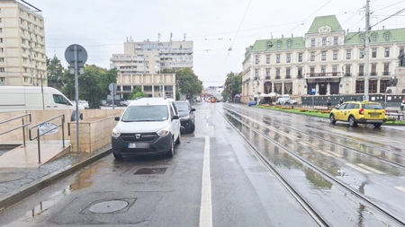 Primăria Iași amenajează două locuri de parcare în Piața Unirii! Vor fi oferite către Institutul Cultural Francez și Muzeul Municipal